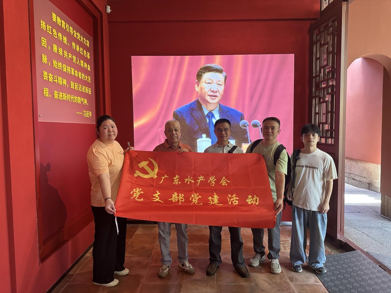 点击完整图片